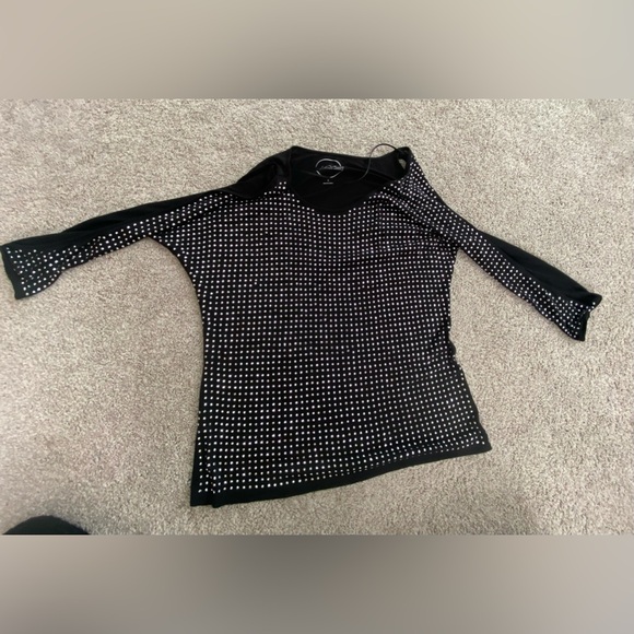 Cold Shoulder Rhinestone Top INC small - Picture 4 of 11